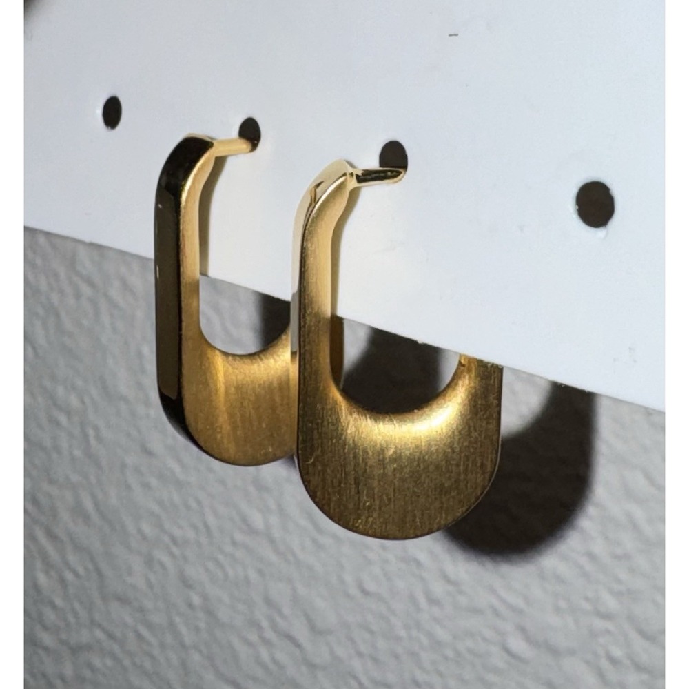 NEW! Dean Davidson Crosby Huggie Hoop Earrings Signature Brushed Gold $130 - Picture 3 of 10